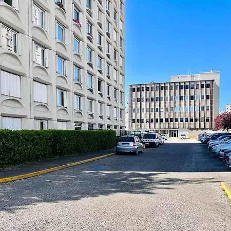 Apartman Apparemment Spacieux T5 *